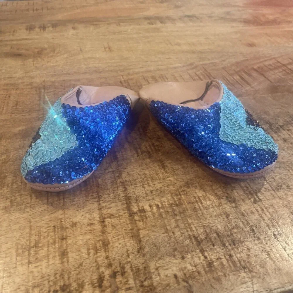 Le Toit de La Lune Handmade Leather Slippers Girls Size 8 Sequins Blue